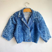 Load image into Gallery viewer, Rad true vintage acid wash denim jacket // Approx 4-5 years+