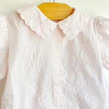 Load image into Gallery viewer, Sweet vintage St. Michaels embroidered blouse // Approx. 24 months* 🌹