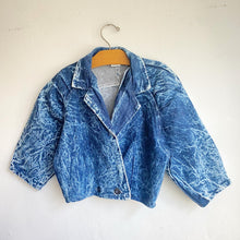 Load image into Gallery viewer, Rad true vintage acid wash denim jacket // Approx 4-5 years+