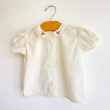 Load image into Gallery viewer, Vintage Adams cream embroidered blouse // 9-12 months 🌼
