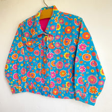 Load image into Gallery viewer, Vintage Ladybird flower power denim jacket // 5-6 years 🌸