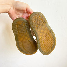 Load image into Gallery viewer, Kids Dr Martens white sandals // Infant uk 8