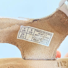 Load image into Gallery viewer, Kids Dr Martens white sandals // Infant uk 8