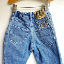 Load image into Gallery viewer, Vintage Palomino light acid wash denim jeans // 12 months+