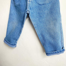 Load image into Gallery viewer, *PLAYWEAR* Vintage Playskool light blue jeans // 12-18 months 💚