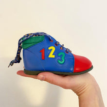 Load image into Gallery viewer, Incredible vintage Early Days colour block walking boots 😍 // Infant 4