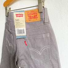Load image into Gallery viewer, BNWT Levi’s 505 in light steel grey // 4 years*