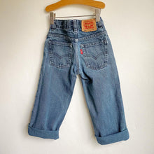 Load image into Gallery viewer, Kids Levi’s 505 in light steel grey-blue // 5 years