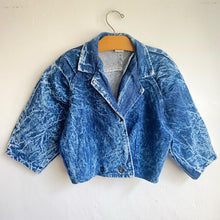 Load image into Gallery viewer, Rad true vintage acid wash denim jacket // Approx 4-5 years+
