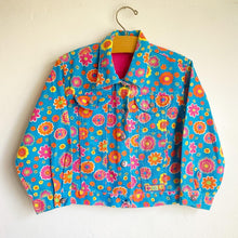 Load image into Gallery viewer, Vintage Ladybird flower power denim jacket // 5-6 years 🌸
