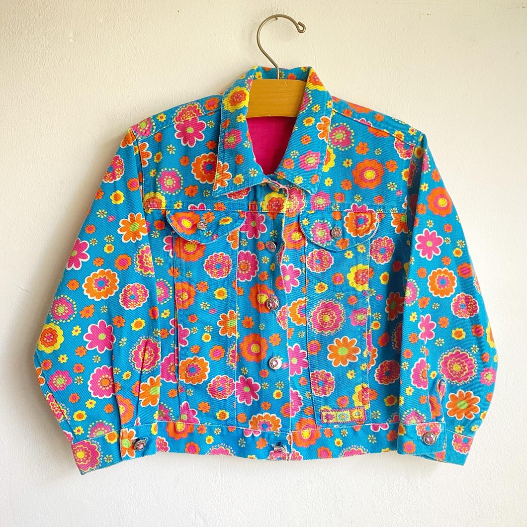 Vintage Ladybird flower power denim jacket // 5-6 years 🌸