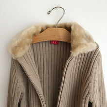 Load image into Gallery viewer, Vintage ELLE fur trim zip up cardigan // 4 years
