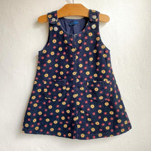 Load image into Gallery viewer, Stunning vintage Principles for Kids pinny style floral dress // 9-12 months
