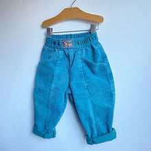 Load image into Gallery viewer, Vintage St. Michaels corduroy trousers // 12-18 months 🐻
