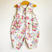 Load image into Gallery viewer, Vintage Adams bubble fit floral romper // 9-12 months 💐
