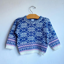 Load image into Gallery viewer, Vintage ‘Young Canada” snowflake Christmas jumper // Approx. 2 years ❄️
